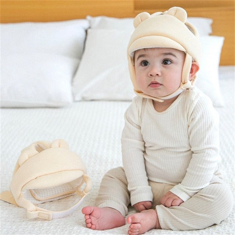 The HuggleGuard Baby Head Protector Breathable Safety Helmet for First Steps - Mom-Tested & Baby-Approved